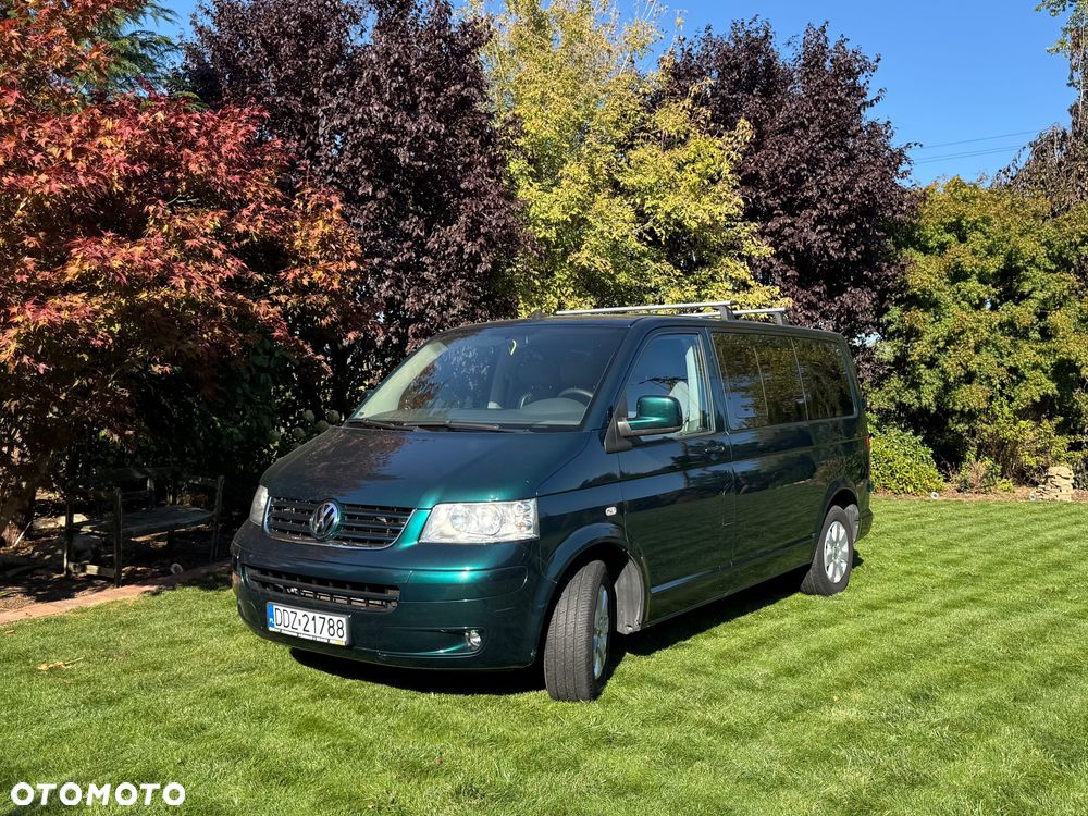 Volkswagen Caravelle - 2