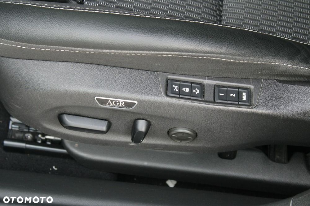 Opel Insignia - 17