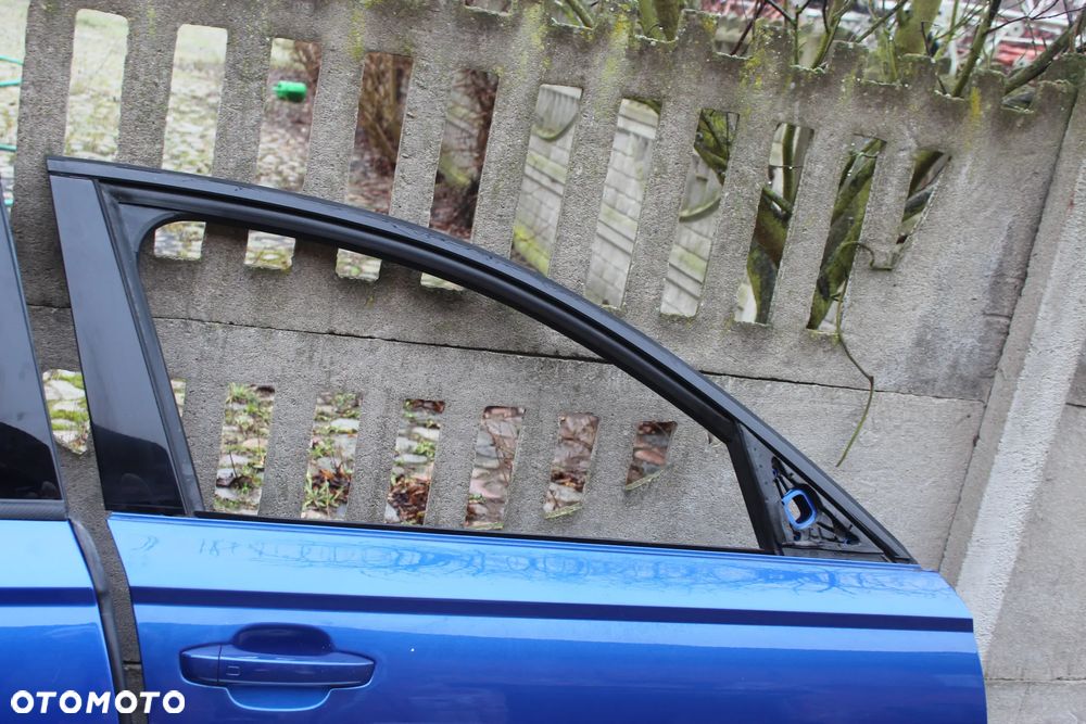 DRZWI PRZEDNIE TYLNE PRAWE AUDI A6 C7 AVANT LY5Q 2015 - 18