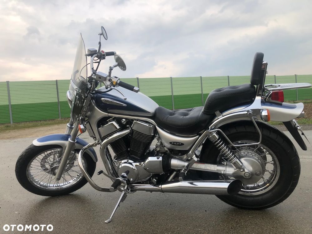Suzuki Intruder - 1