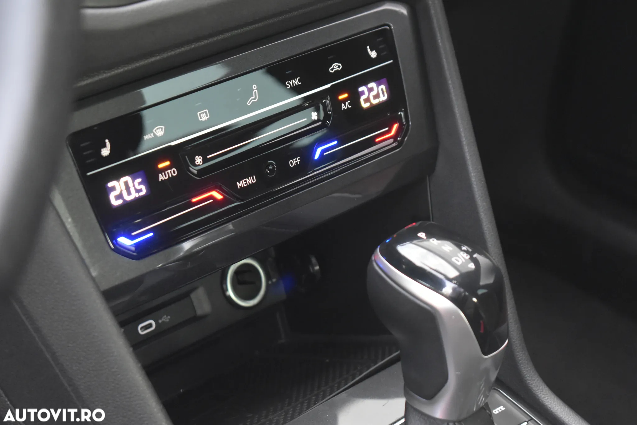 Volkswagen Tiguan - 13