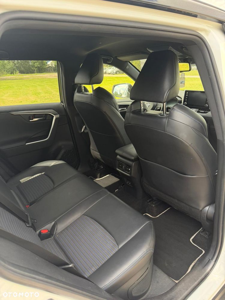 Toyota RAV4 - 20
