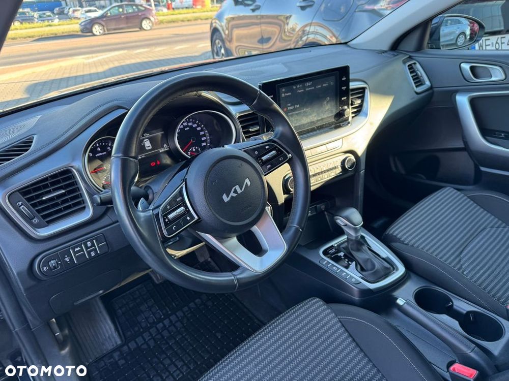 Kia Ceed 1.5 T-GDI M DCT - 9