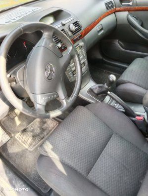 Toyota Avensis 2.0 VVT-i Sol - 6