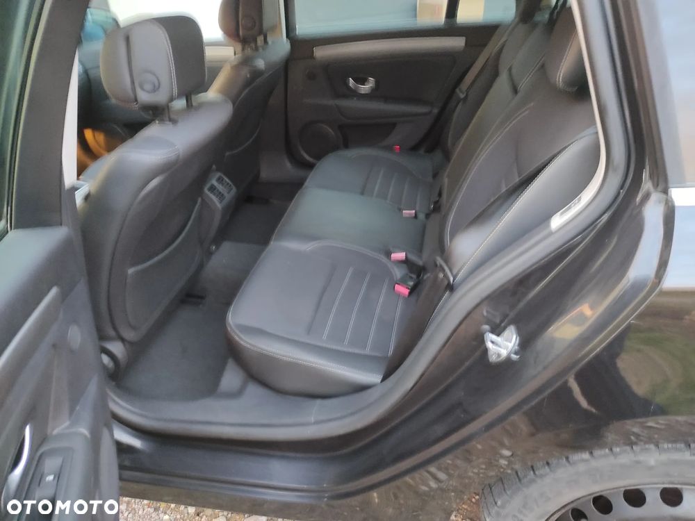 Renault Laguna dCi 110 FAP Emotion - 6