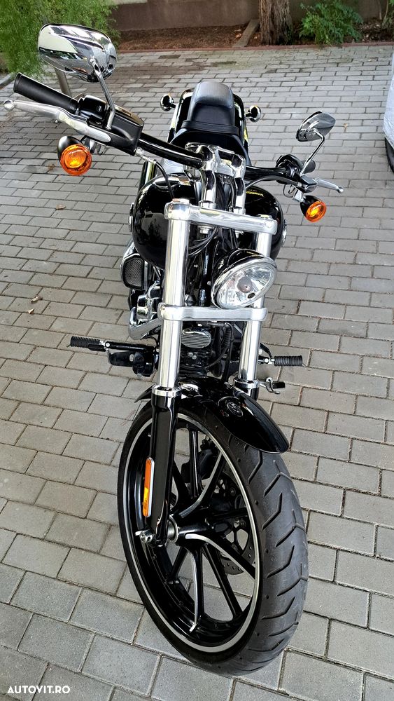 Harley-Davidson Softail Breakout FXSB - 3