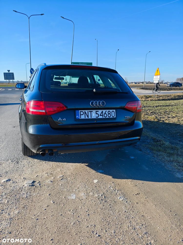 Audi A4 Avant 2.0 TDI - 7