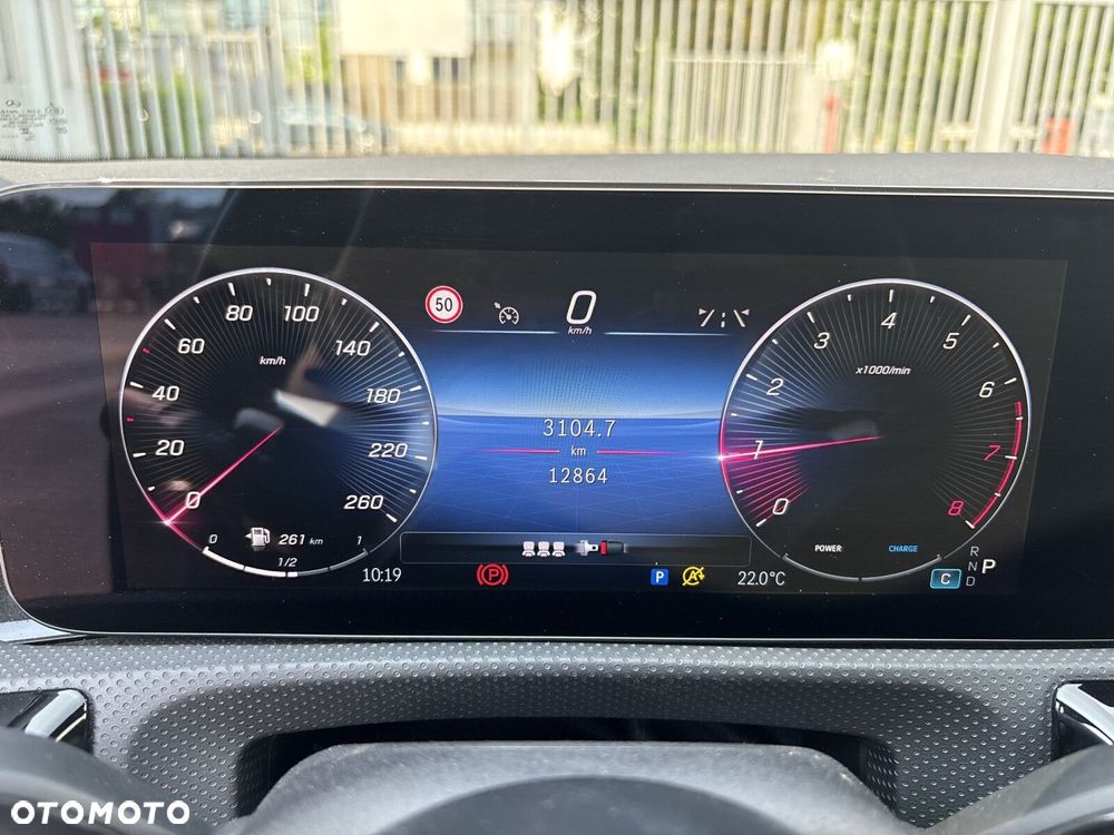 Mercedes-Benz CLA - 13