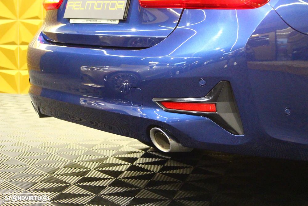 BMW 330 e Line Luxury Auto - 12