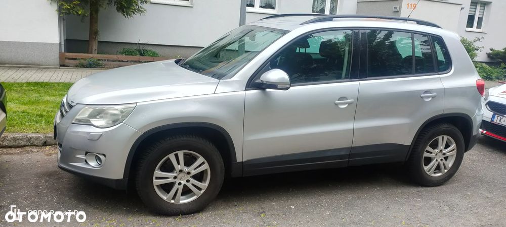 Volkswagen Tiguan - 4