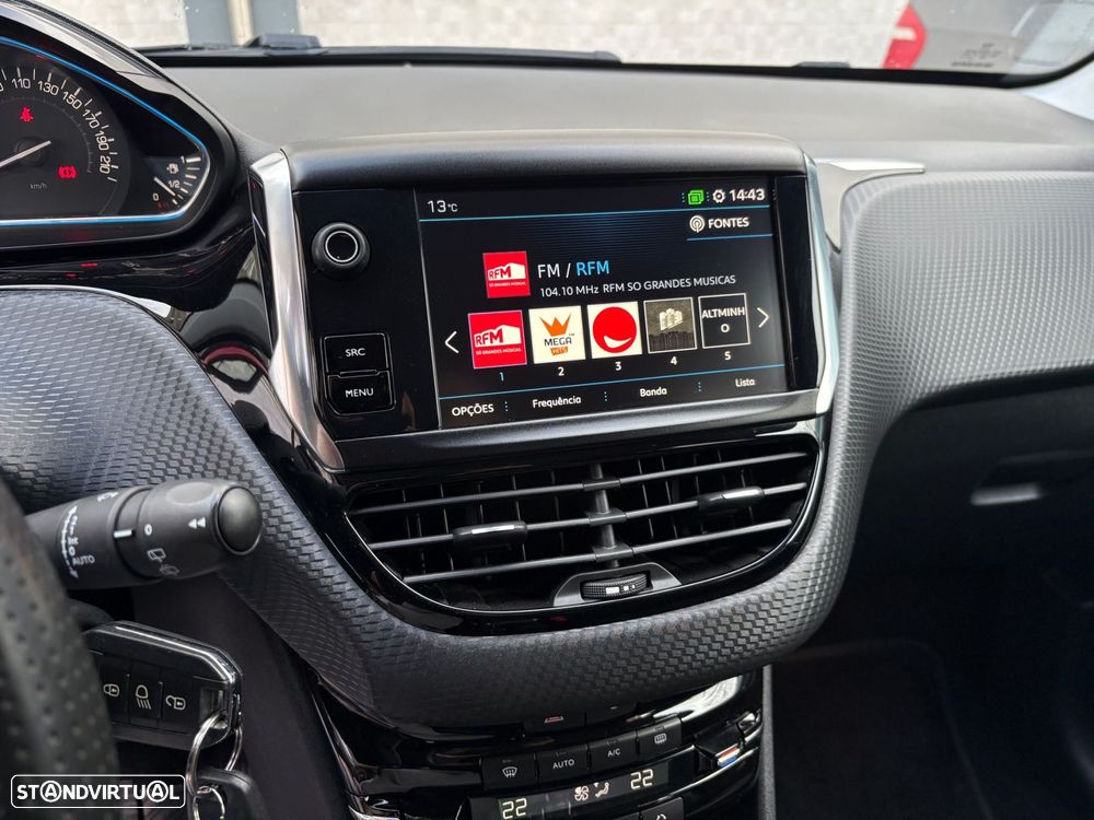 Peugeot 2008 1.2 PureTech Allure - 7