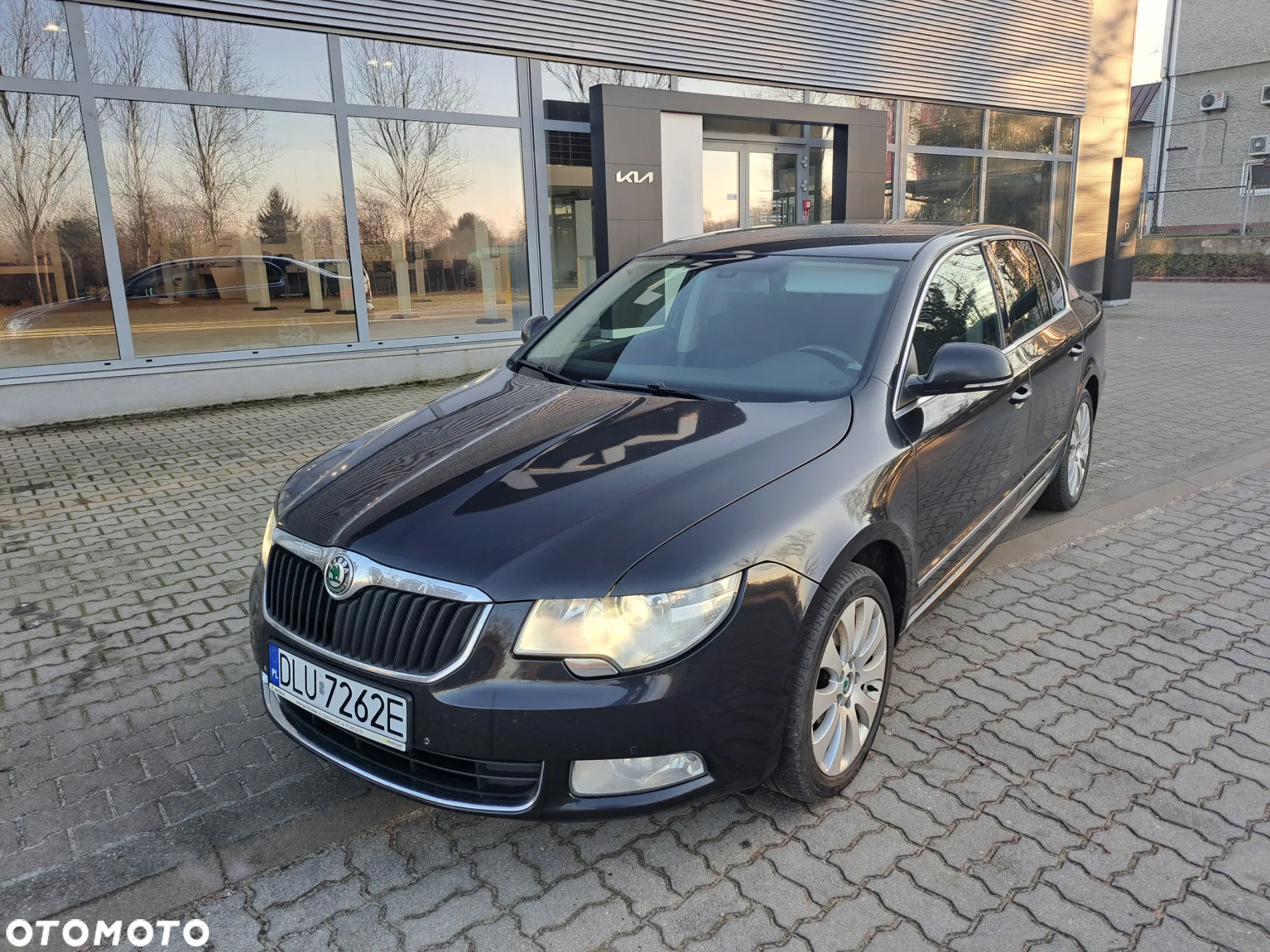 Skoda Superb 2.0 TDI Comfort DSG - 9
