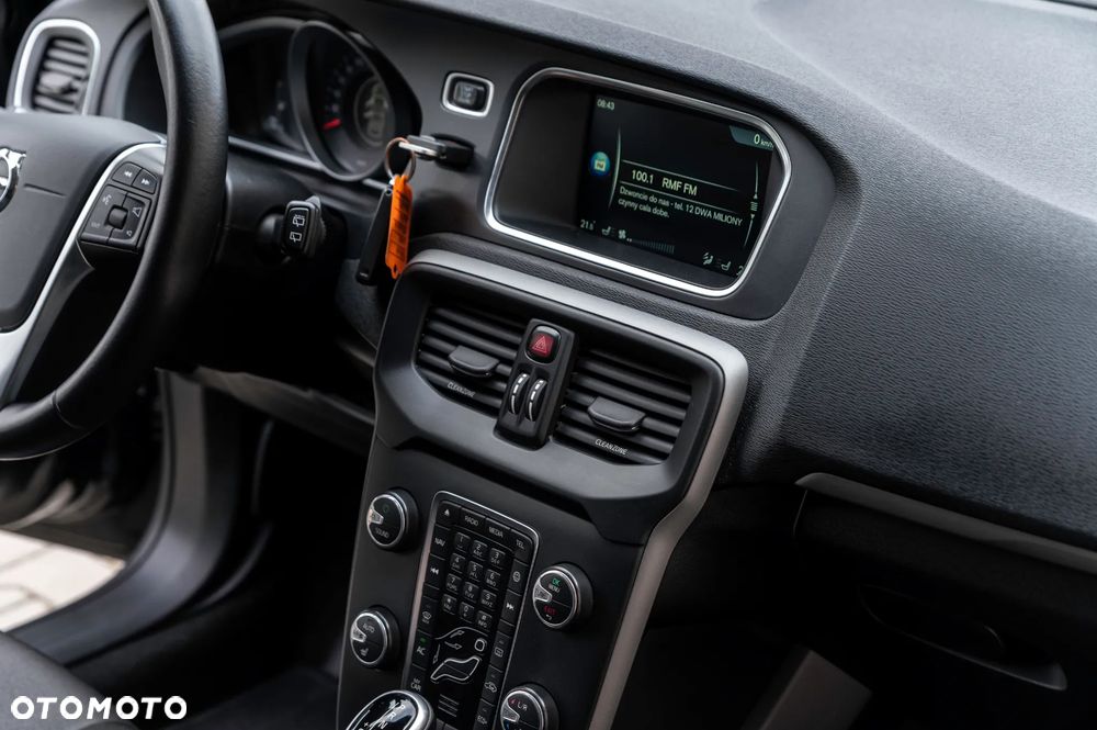 Volvo V40 D2 Geartronic Momentum - 26