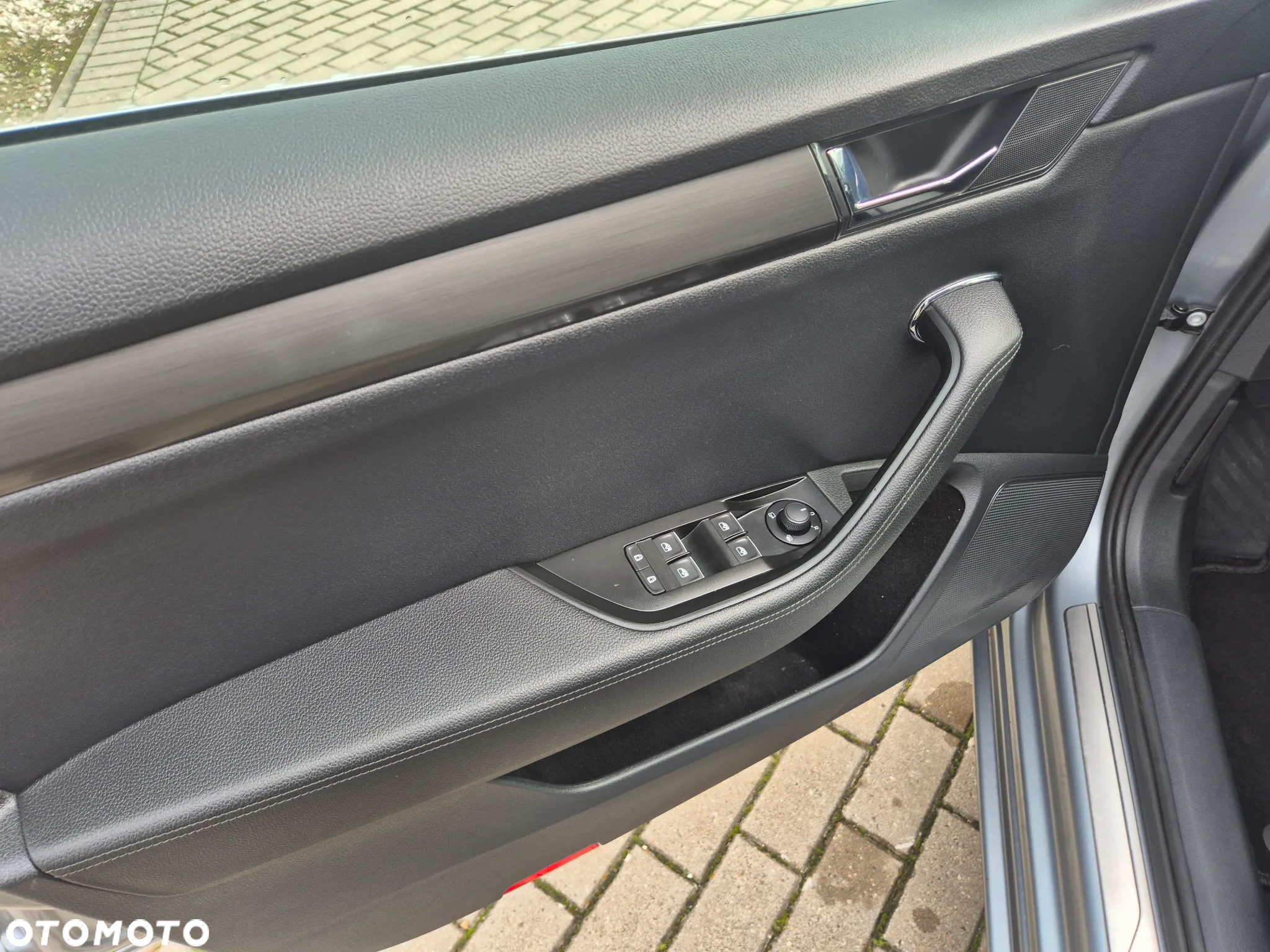 Skoda Superb Combi 1.6 TDI DSG Ambition - 20