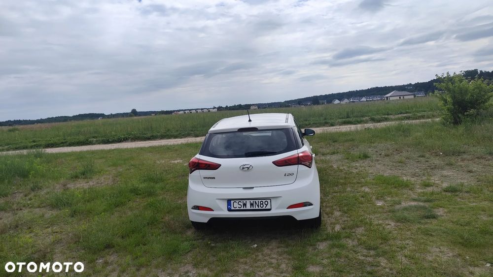 Hyundai i20 1.1 CRDi Style - 16