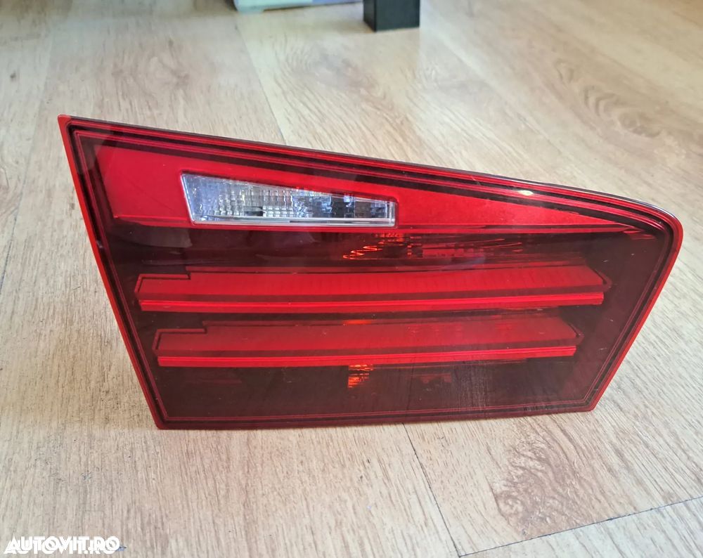 Stop lampa stanga spate lateral portbagaj haion frana marsarier ( model cu facelift ) Original BMW F11+LCI - 1