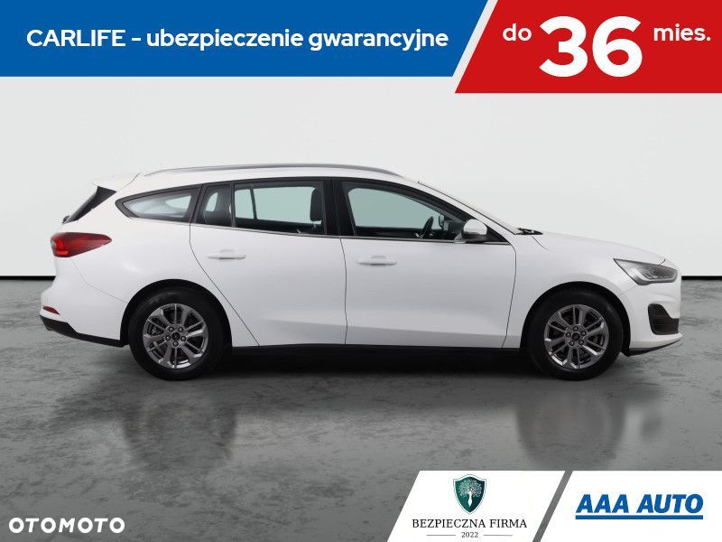Ford Focus SW - 8