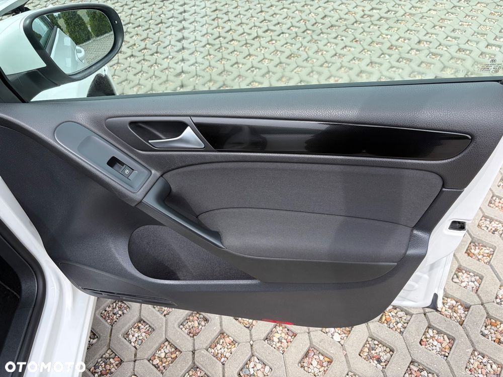 Volkswagen Golf 1.6 TDI (BlueMotion Technology) Trendline - 15