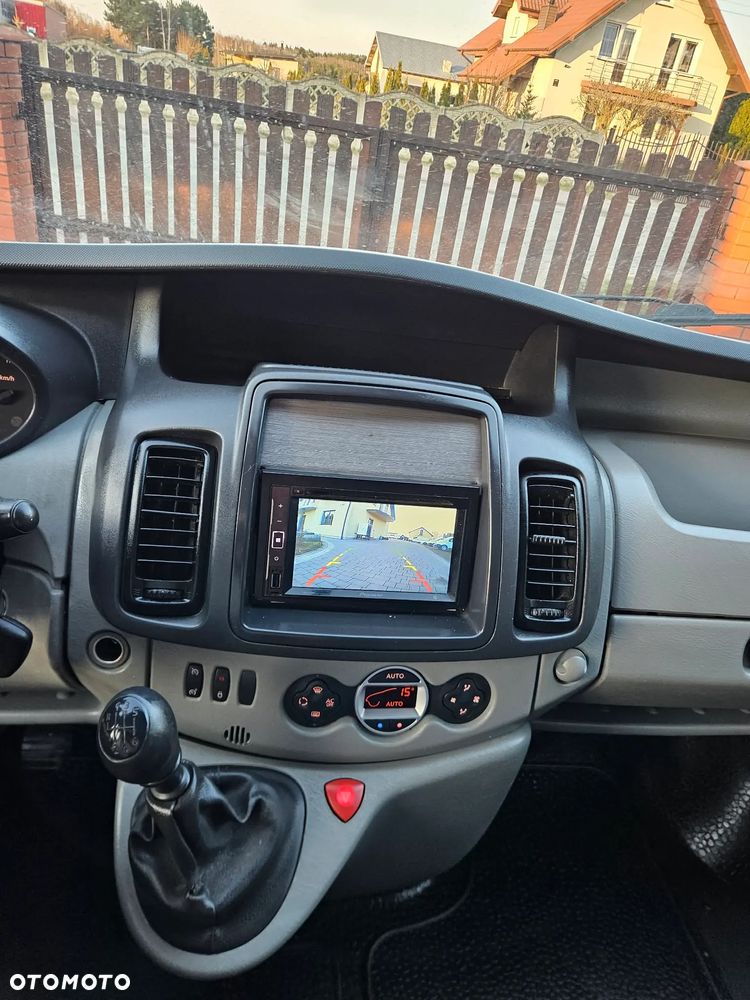 Renault Trafic - 13