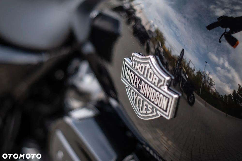 Harley-Davidson Touring Road King - 15