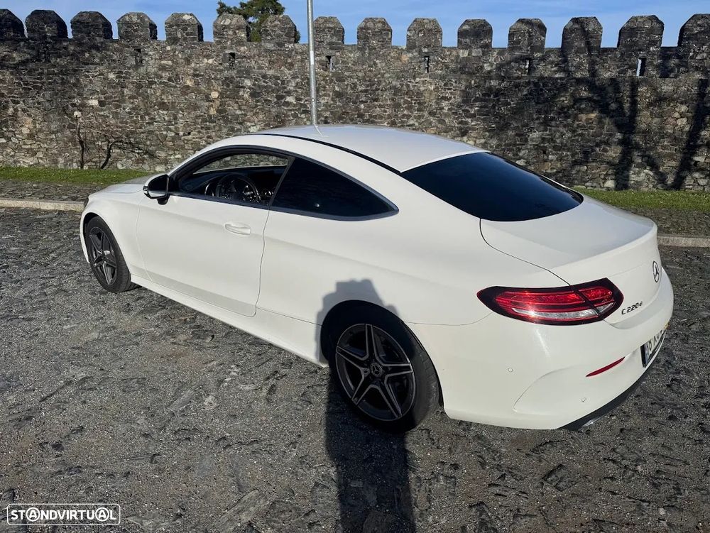 Mercedes-Benz C 220 d AMG Line - 2