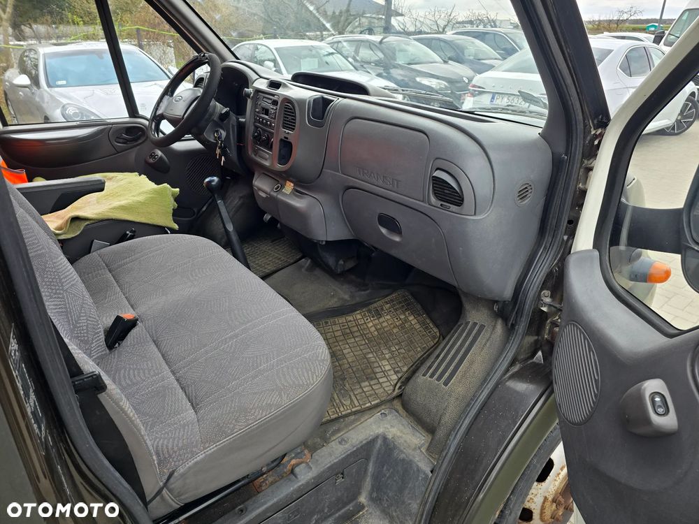 Ford Transit - 8