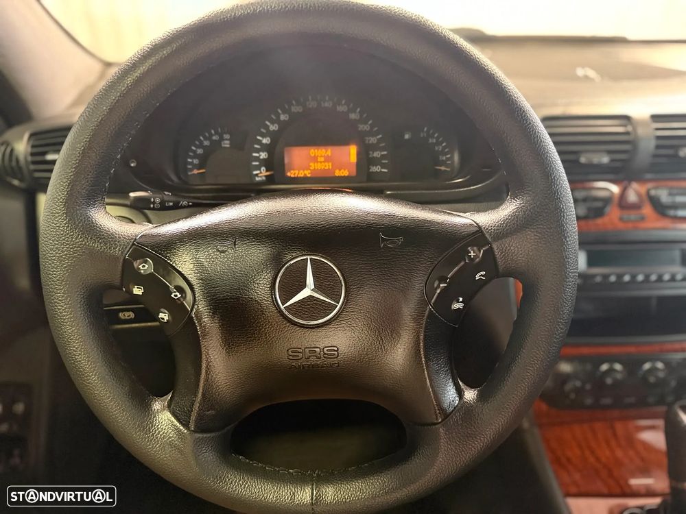 Mercedes-Benz C 220 - 4