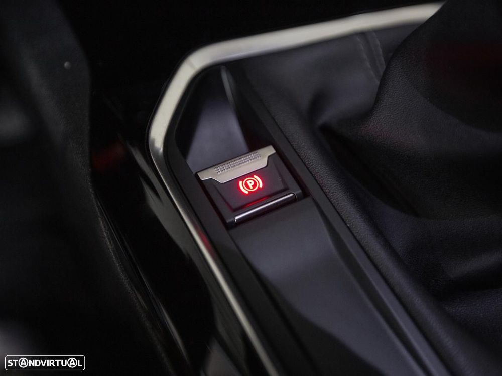 Peugeot 3008 1.5 BlueHDi Allure - 16