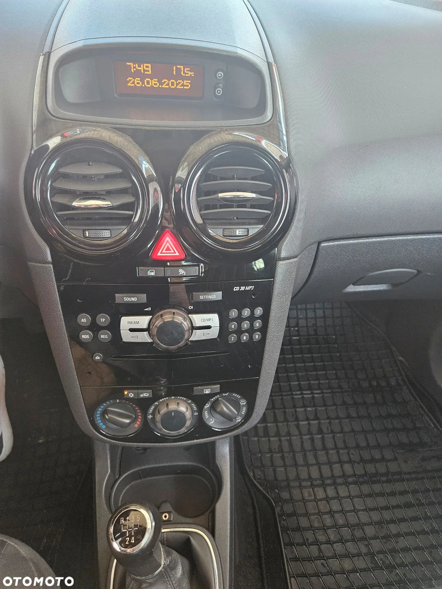 Opel Corsa - 11