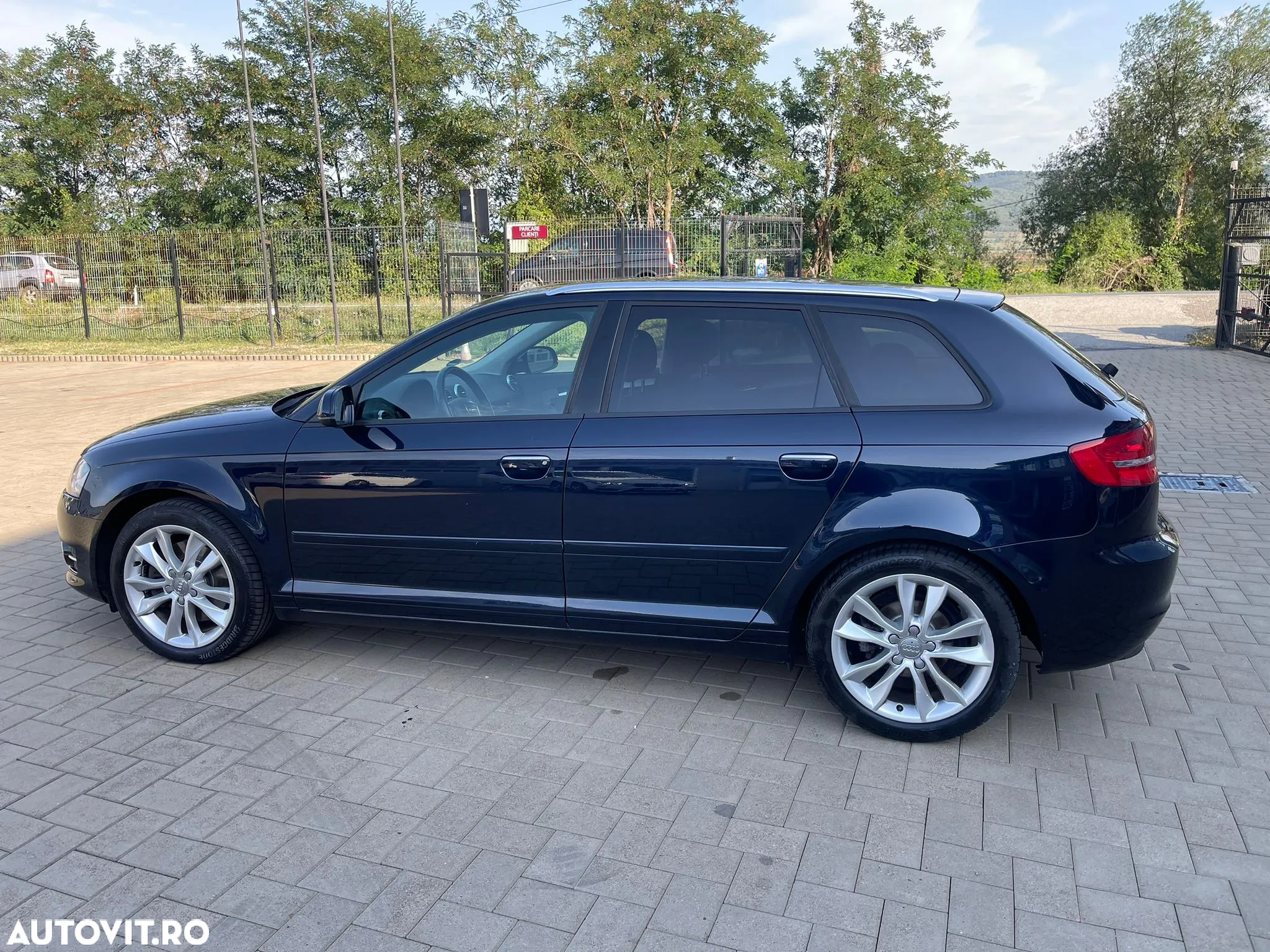 Audi A3 2.0 TDI Sportback DPF Ambition - 6