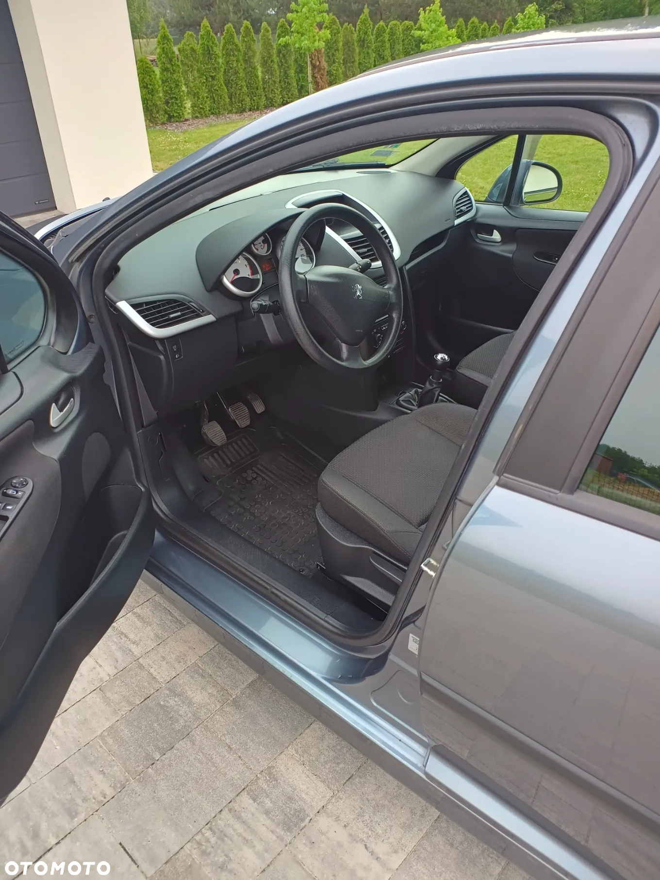 Peugeot 207 1.4 HDi Active - 13