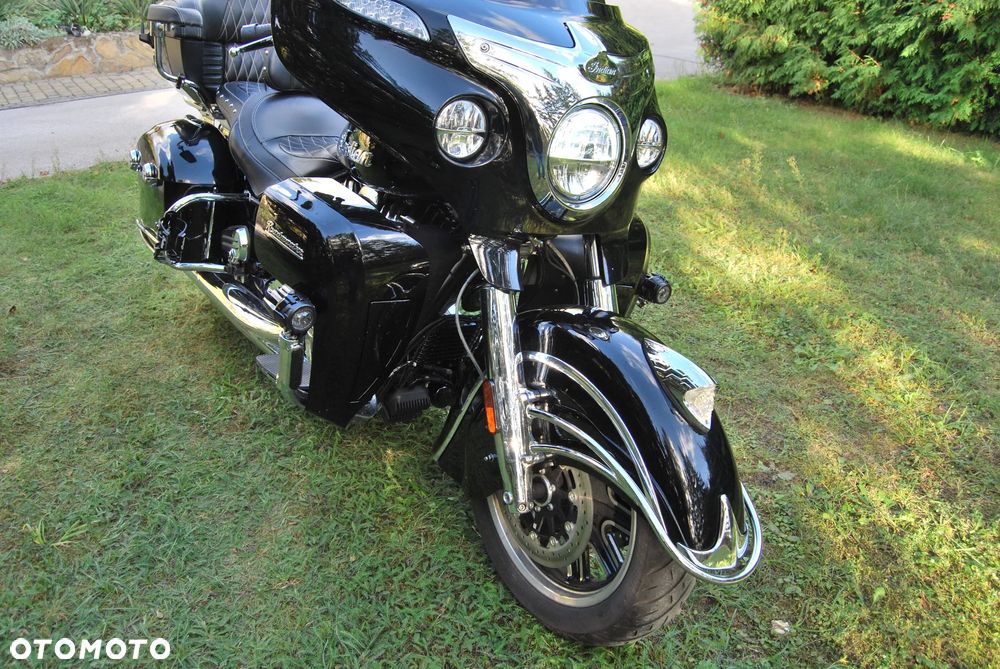 Indian Roadmaster - 8