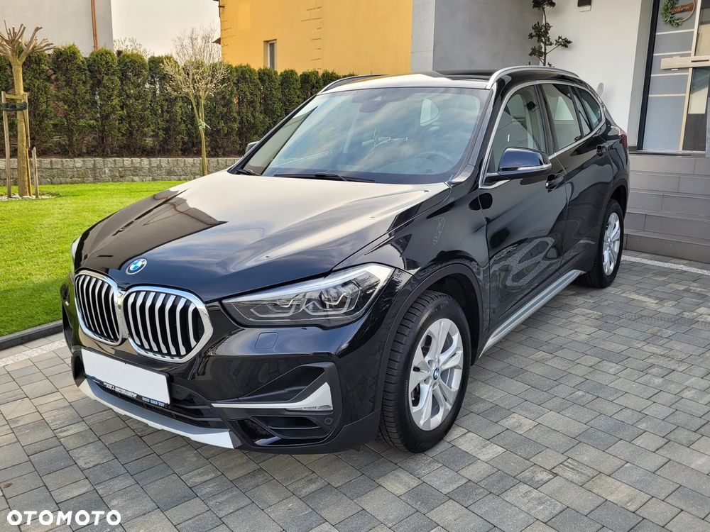 BMW X1 sDrive20i Sport Line - 1