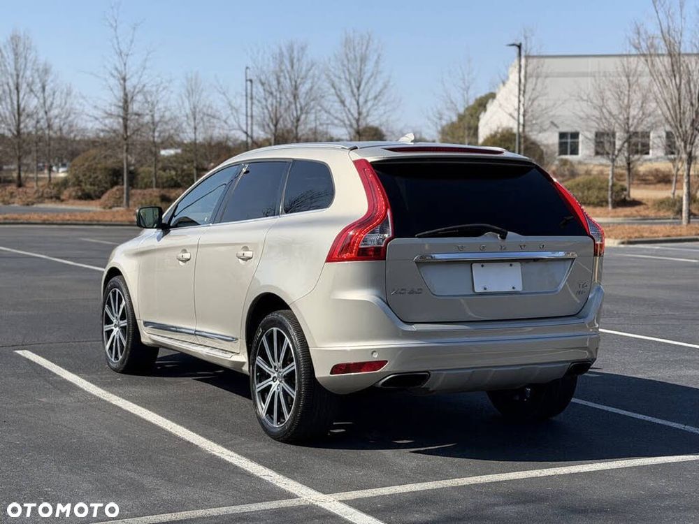 Volvo XC 60 - 5