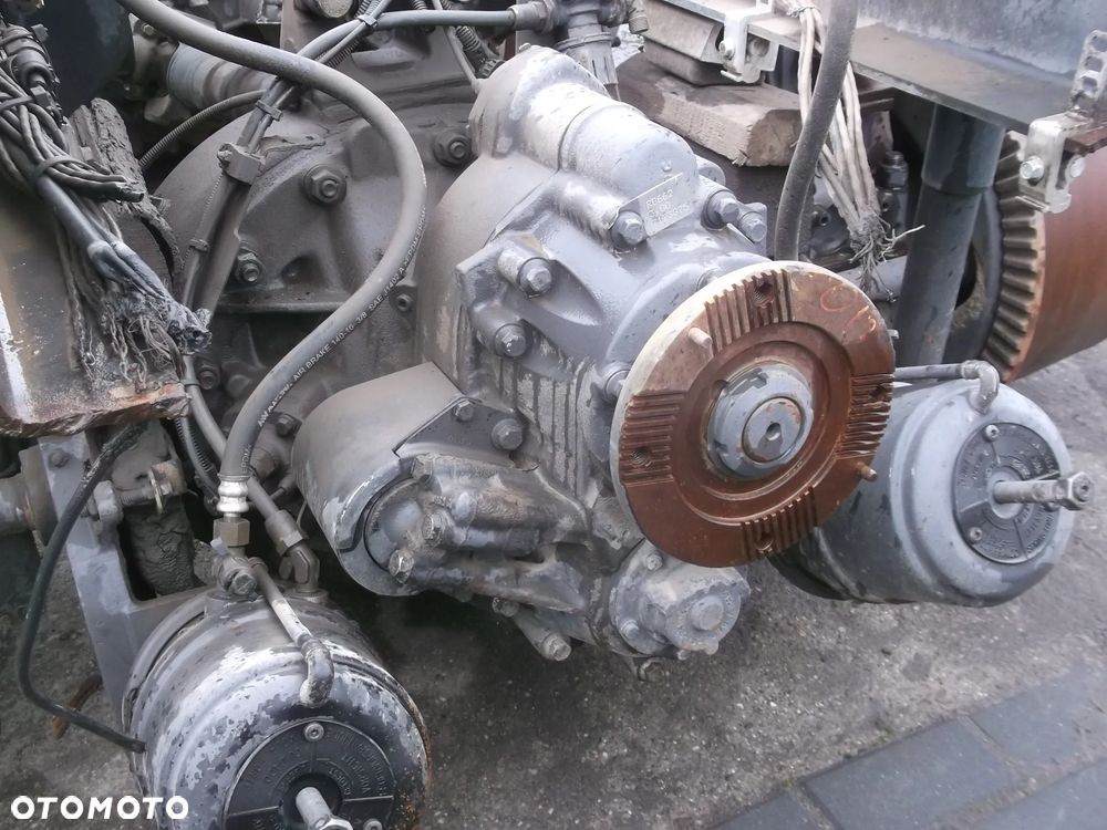 Tylny most Scania 6x4 obudowa kołyska dyfer - 8