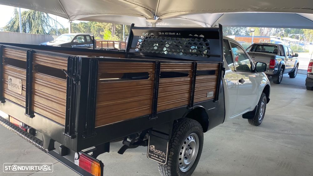 Mitsubishi L200 Pick Up 4x4 Invite Club Cab - 4