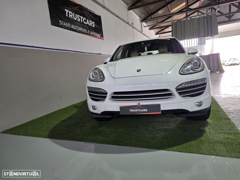 Porsche Cayenne - 6