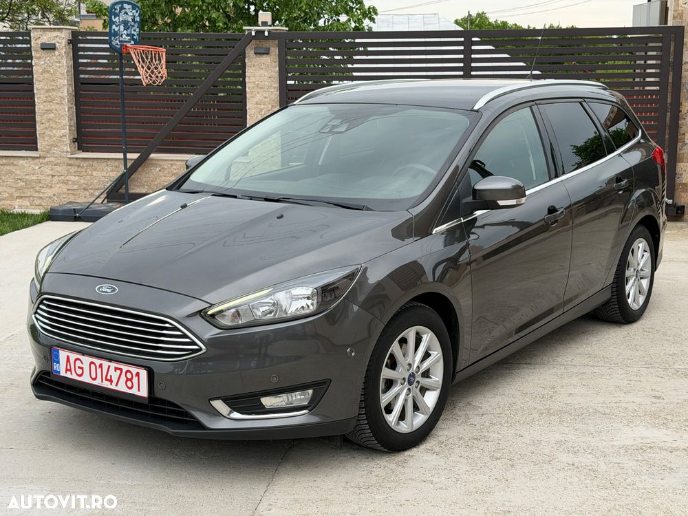 Ford Focus - 1