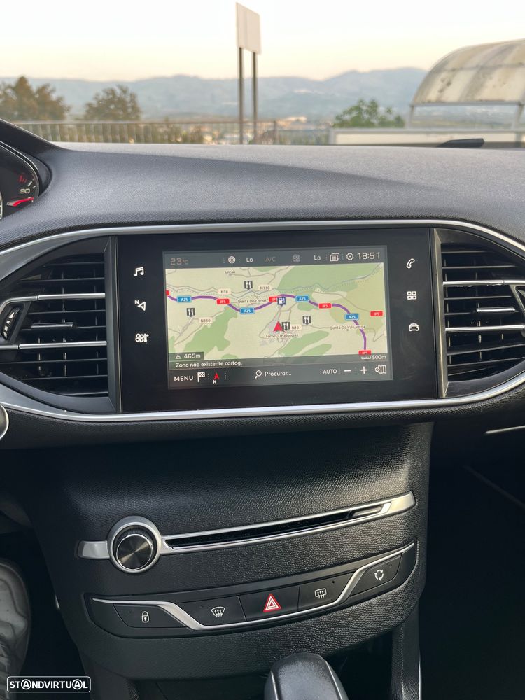 Peugeot 308 1.6 BlueHDi GT Line EAT6 - 24