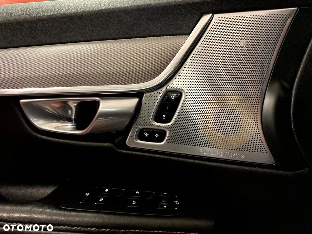 Volvo S90 D5 AWD Momentum - 17