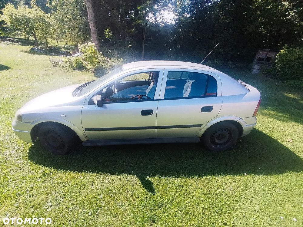 Opel Astra 1.6 GL / Start - 9