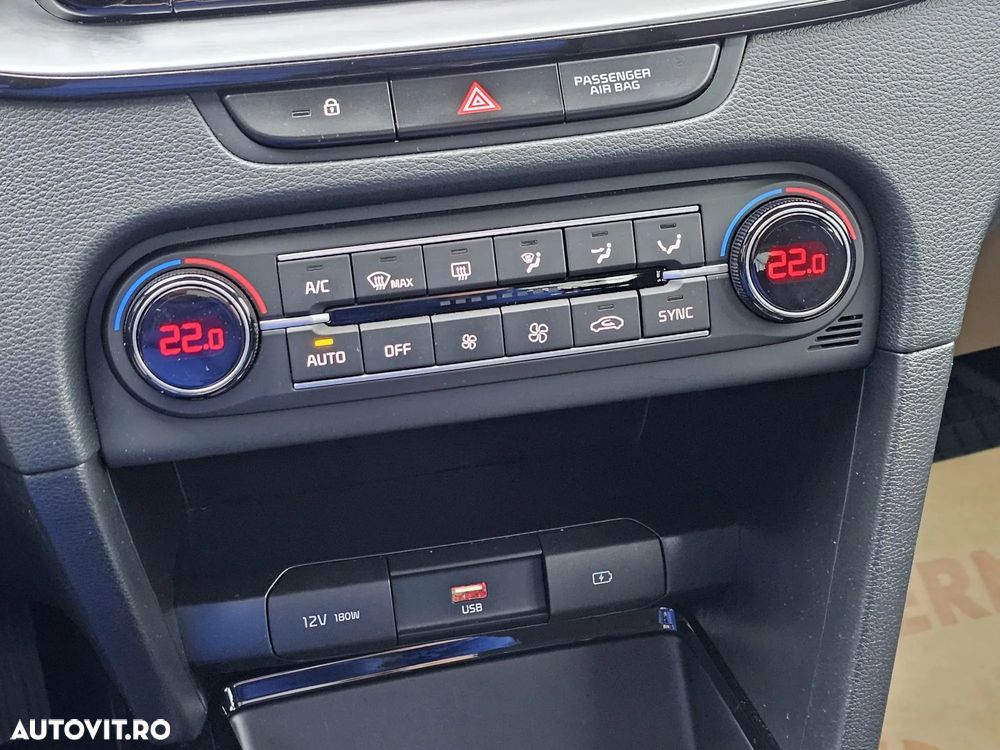 Kia Ceed SW 1.6 CRDi (48V Mild-Hybrid) DCT7 Platinum - 20