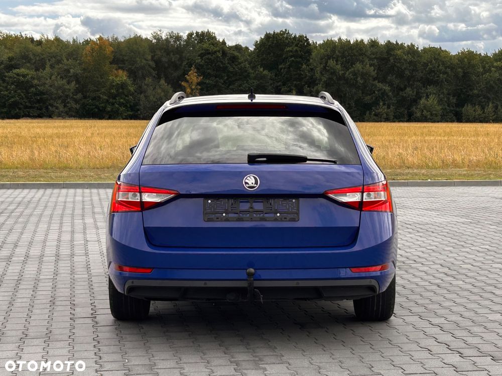 Skoda Superb 2.0 TDI DSG Active - 5