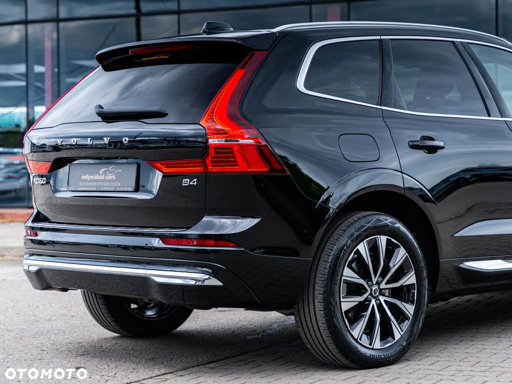 Volvo XC 60 B4 D Plus Bright - 14