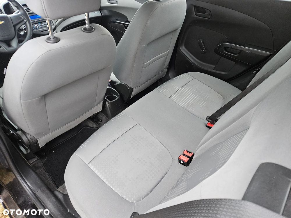 Chevrolet Aveo - 18