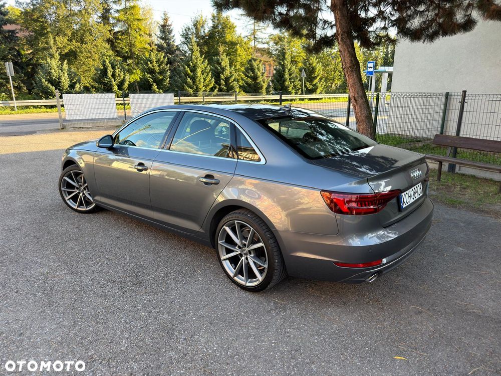 Audi A4 Limousine - 3