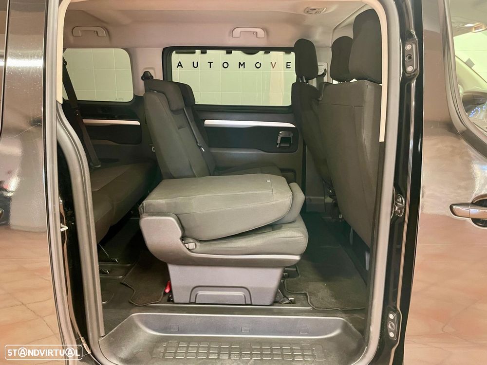 Toyota Proace Verso 1.5 D-4D L2 1.2T Comfort 9L - 39