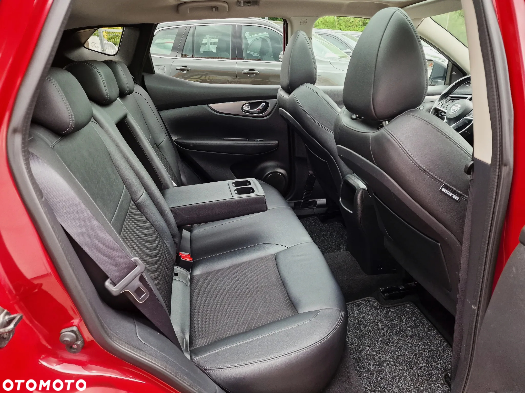 Nissan Qashqai 1.3 DIG-T Tekna+ - 23