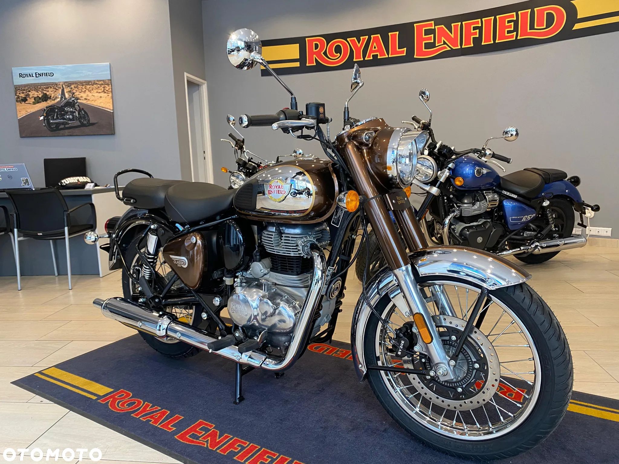 Royal Enfield Classic - 1