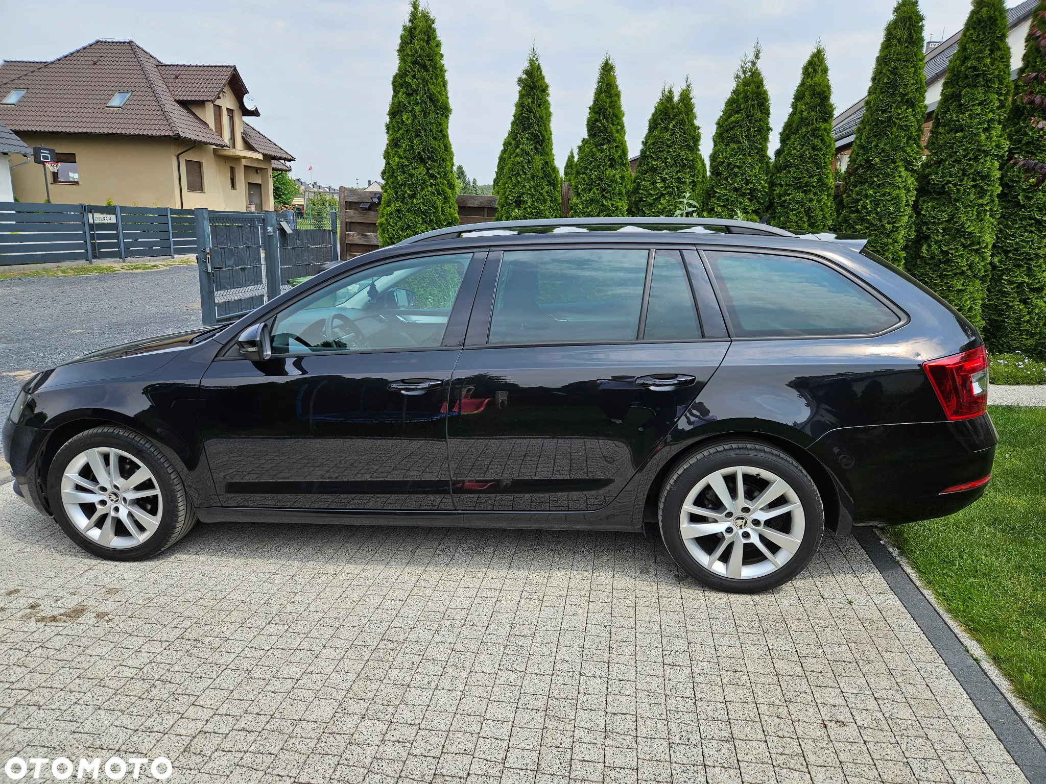 Skoda Octavia Combi 1.6 TDI Drive - 8